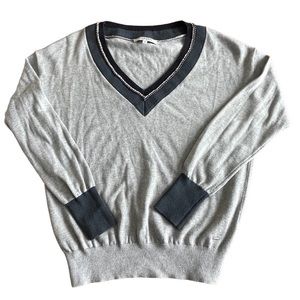 Morgan De Toi Heathered Gray Navy Trim V-Neck Sweater With Rhinestone Trim Sz M